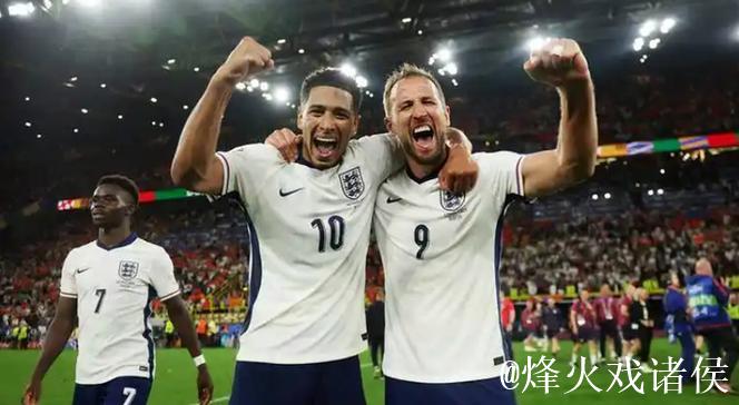 前曼联和英格兰中场林加德在首尔足球俱乐部告别中进球